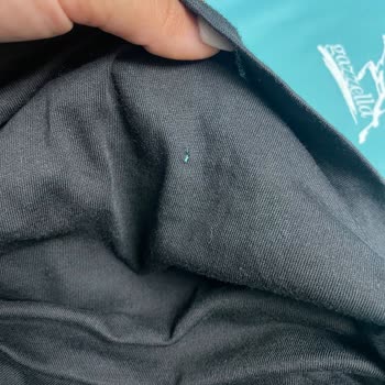 Calvin Klein Tarafından Mağdur Edildim