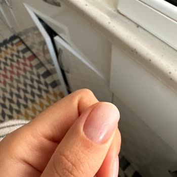 Blanc Clinic Nail&Beauty Manikür Ve Güçlendiriciye 650 TL Aldılar