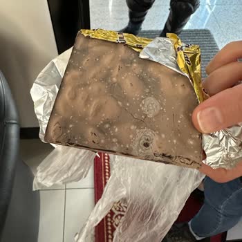 Ülker Kalitesiz Ve Küflü Ürün