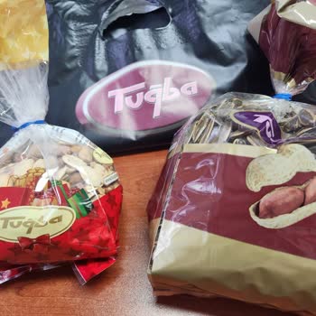 Tuğba Kuruyemiş Kuruyemiş Mağazasından Alınan Bayat Ürünler