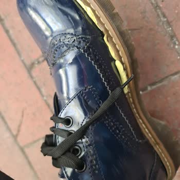 Elle Ayakkabı Ayakkabı Tabanı Sorunu Ve İlgisiz Servis