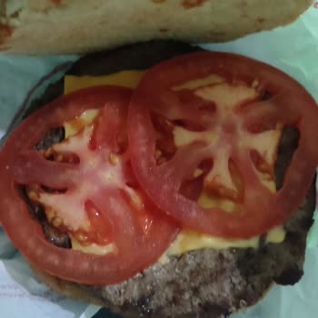 Saloon Burger Cebeci Restoranı Kötü Ve Kalitesiz Hizmet