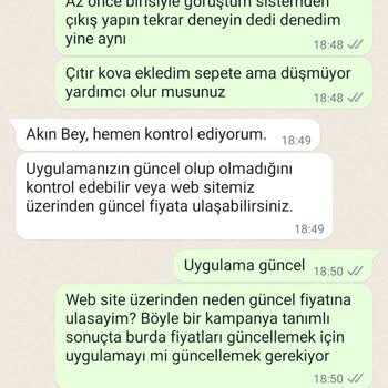 Domino's Pizza Bilgisiz Müşteri Temsilcisi.