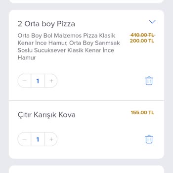 Domino's Pizza Bilgisiz Müşteri Temsilcisi.