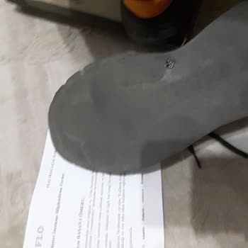 FLO Ayakkabı FLO 6 Ay Garantisi Olan Ayakkabının 2. Ay Erimesi Garantiden Red Geldi