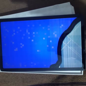 Media Markt'tan Aldığım Samsung Tablet Hasarlı Geldi