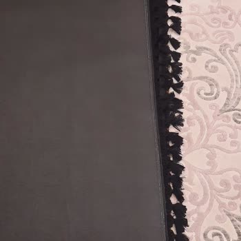 Halı Furyası Hatalı Yamuk Kesilmiş Halı