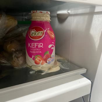 Eker Kefir Dolapta Patlamış!