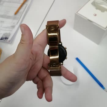 Teknosa Huawei Watch Gt 2 Model Renk Atması, Ağır Metalik Koku