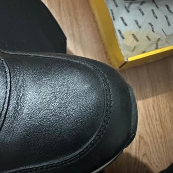 Greyder Ayakkabının Derisindeki Dezenformasyon