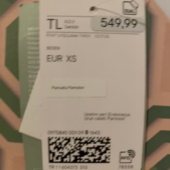 H&M Çıkarılmayı Unutulan Alarm Yüzünden Zarar Gören Ürün