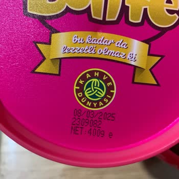 Kahve Dünyası Bonte Çikolata İçinden Farklı Şekilsiz Bir Şey Çıktı.