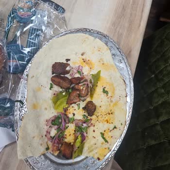 Sakıp Usta Kebaplar Pis Ve Eski.