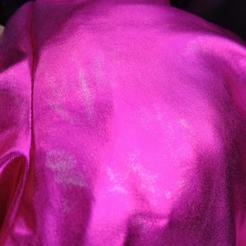 Tugbabinnuryilmaz (Instagram) İzmit Merkezli Butikten Aldığım Eşofman Defolu Çıktı