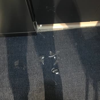 Thermoad Granit Tenceremin Kapağı Elimde Patladı Koluma Batıyordu