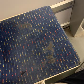 İBB - İstanbul Büyükşehir Belediyesi T1 Tramvay Yıllardır Çözülmeyen Koku, Kir Ve Havalandırma Sorunu