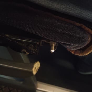 Metro Turizm Koltuk Kenarındaki Metal Parça Kaynaklı Yaralanma