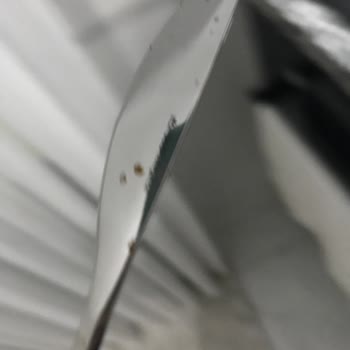 Karaca Züccaciye Pas Ve Çizikler Mevcut