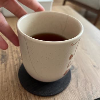 LCW Home İki Kullanımda Kupa Çatladı