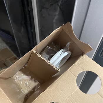 Sürat Kargo Kırık Ürün Kurye Ve Şube Müdürü Tarafından Saygısızlık