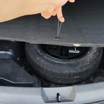 Renault Megane 4 Bagaj Zemini Çökme