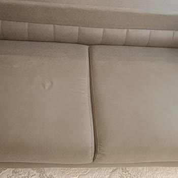 İstikbal Kanepemde Çökme Ve Kumaşında Solma Var