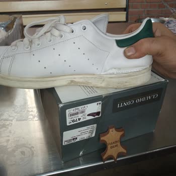 Adidas Ayakkabı Ayıplı Ürün