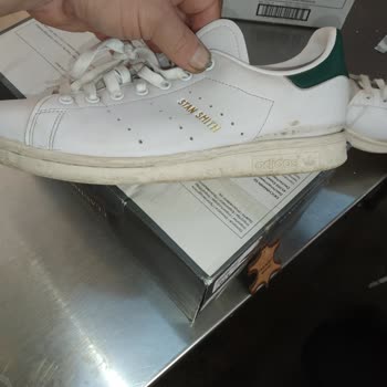 Adidas Ayakkabı Ayıplı Ürün