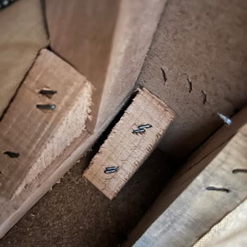 Kelebek Mobilya Kulu Kelebek Mağazası Montaj Ekibi Tüm Ürünlere Hasar Verdi.