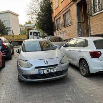 Yeni Fidan İnşaat Kamyonları Aracıma Zarar Verdi Ve Mahsur Bıraktı