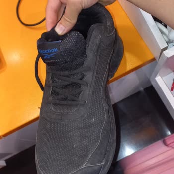 Reebok Ürün Deforme Çıktı