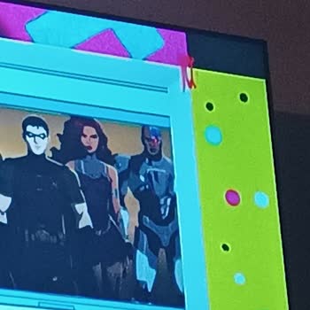 Cartoon TV T. C. Nin Yüzüncü Yılında Yüz Yılın Altında Arapça Kelimeler Olması