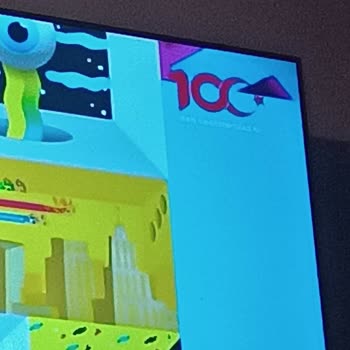 Cartoon TV T. C. Nin Yüzüncü Yılında Yüz Yılın Altında Arapça Kelimeler Olması