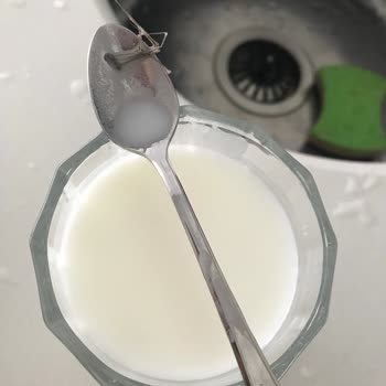 Çayırova Süt Ürünleri Çayırova Ayranda Örümcek