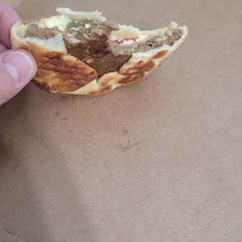 Domino's Pizza Domdom Burger Aldatmacası