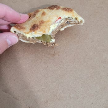 Domino's Pizza Domdom Burger Aldatmacası