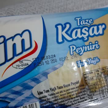İçim Kaşar Peyniri Paketinde Küflendi