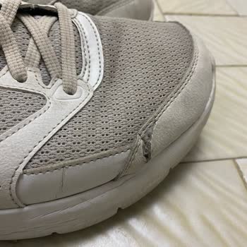 Skechers Ayakkabının Garantisinin Bir İşe Yaramaması