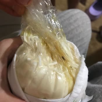 BİM Küflenmiş Bozulmuş Bez Peynir