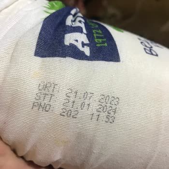 BİM Küflenmiş Bozulmuş Bez Peynir