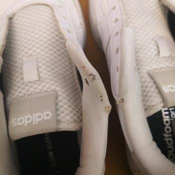 In Street Adidas Ayakkabı Deforme Oluşması