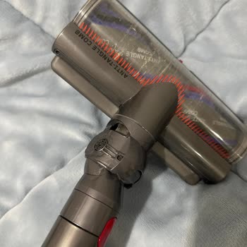 Dyson V15 Başlık Tekeri Kırıldı
