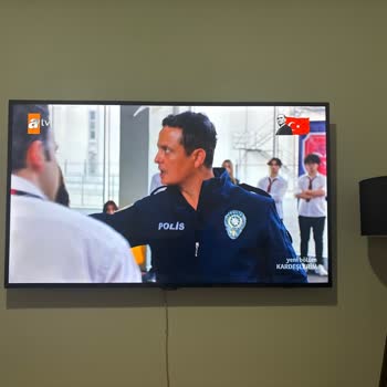 BİM'den Alınmış Nordmende TV 'de Ses Sorunu Var