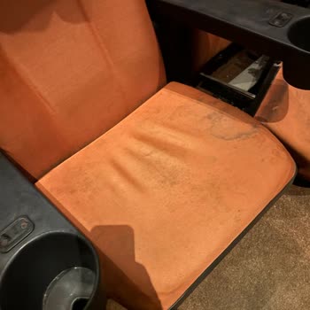 Paribu Cineverse Sinema Salonunun Bakımsızlığı