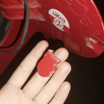 Petrol Ofisi Tuzcular Akaryakıt Aracıma Zarar Verdi Ve Yaptırmıyor