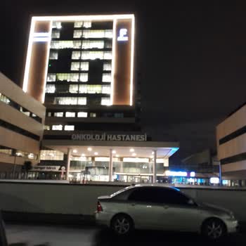 Başakşehir Çam Ve Sakura Şehir Hastanesi Acilden Gelmemize Rağmen Bakmadılar!