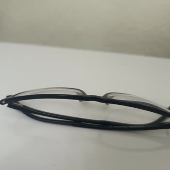 Atasun Optik Gözlük Camı Ve Mustang Gözlük