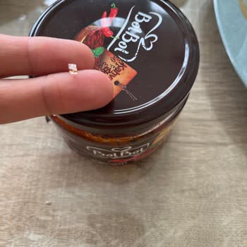 BİM Kahvaltılık Sostan Cam Parçası Çıktı