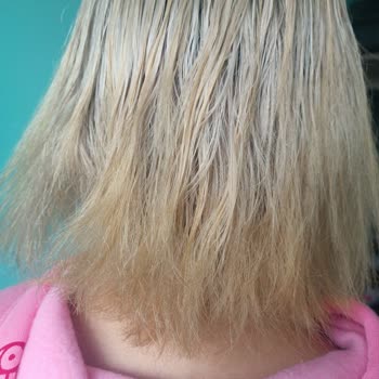 As Kuaför (Şişli ) Kızımın Saçını Mahvetti