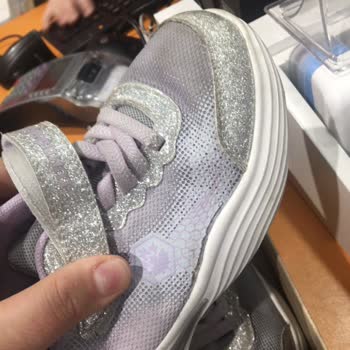 FLO Mağazası Ve Lumberjack Markası